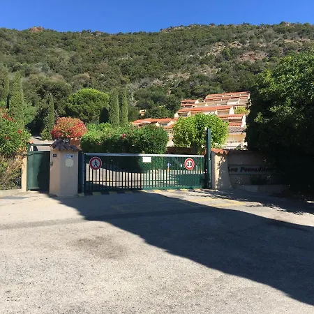 Apartment Studio/jardin/piscine/plage Pramousquier